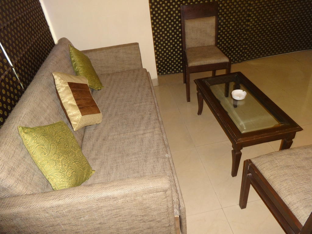 Hotel Gautam Residency Νέο Δελχί Δωμάτιο φωτογραφία