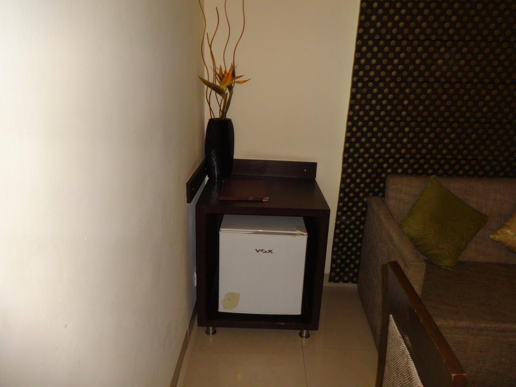 Hotel Gautam Residency Νέο Δελχί Δωμάτιο φωτογραφία