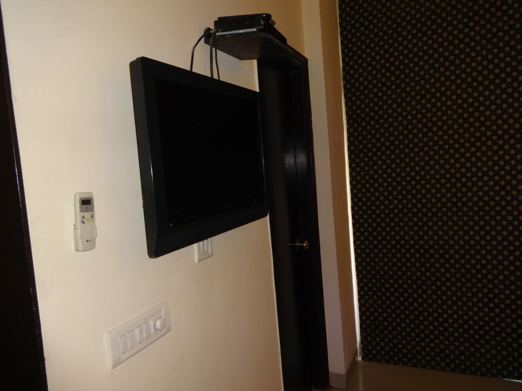 Hotel Gautam Residency Νέο Δελχί Δωμάτιο φωτογραφία